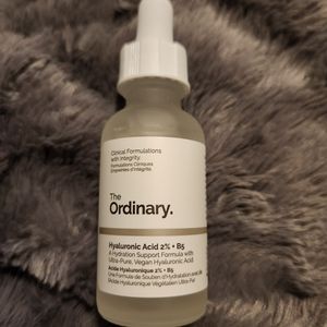 Hyaluronic Acid 2% + B5